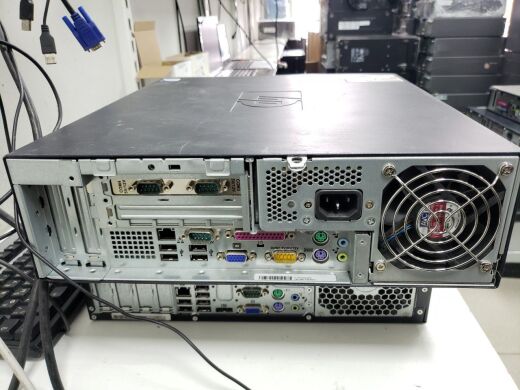 Компьютер HP RP5700 SFF / Intel Pentium E5200 (2 ядра по 2.5GHz) / 4GB RAM / 320GB HDD Компьютер HP RP5700 SFF / Intel Pentium E5200 (2 ядра по 2.5GHz) / 4GB RAM / 320GB HDD