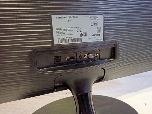 Монитор Б-класс Samsung S24D330H / 24" (1920x1080) TN / VGA, HDMI Монитор Б-класс Samsung S24D330H / 24" (1920x1080) TN / VGA, HDMI