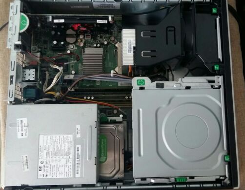 HP 8000 Ellite SFF / Intel Core 2 Quad Q9400 (4 ядра по 2.66GHz) / 6GB DDR3 / 250GB HDD + монитор / 19' / 1600x900