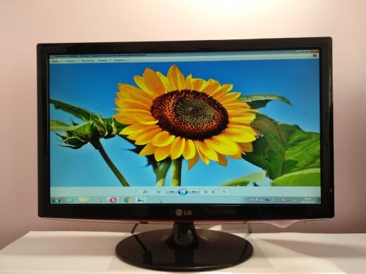 Монитор LG Flatron W2361V-PF / 23" (1920x1080) TN / DVI, VGA, HDMI, Audio Монитор LG Flatron W2361V-PF / 23" (1920x1080) TN / DVI, VGA, HDMI, Audio