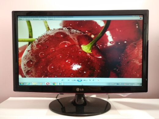 Монитор LG Flatron W2361V-PF / 23" (1920x1080) TN / DVI, VGA, HDMI, Audio Монитор LG Flatron W2361V-PF / 23" (1920x1080) TN / DVI, VGA, HDMI, Audio