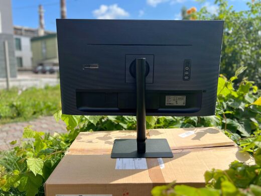 Новый монитор Samsung S32A600NA / 31.5" (2560x1440) VA / DisplayPort, HDMI, USB Новый монитор Samsung S32A600NA / 31.5" (2560x1440) VA / DisplayPort, HDMI, USB